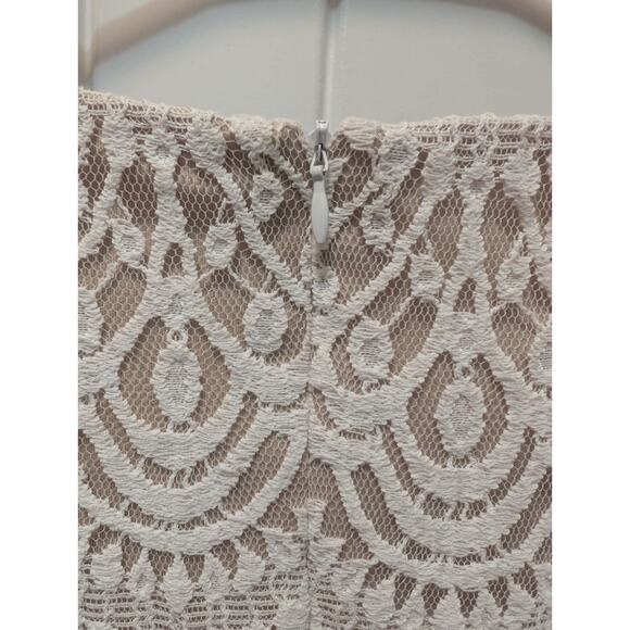 Ronni Nicole 3/4 Sleeve Lace Sheath Lined Ivory Lace Wedding Dress Size 14 - Picture 8 of 12